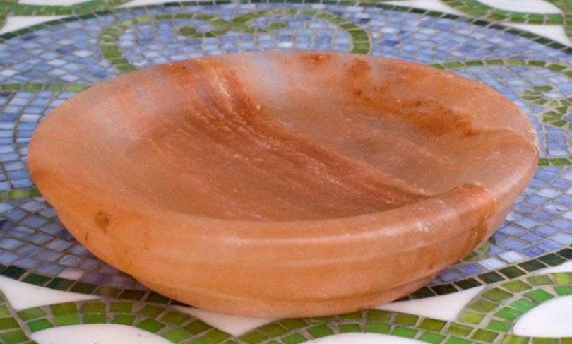 Тарелка (салатница) из гималайской розовой соли